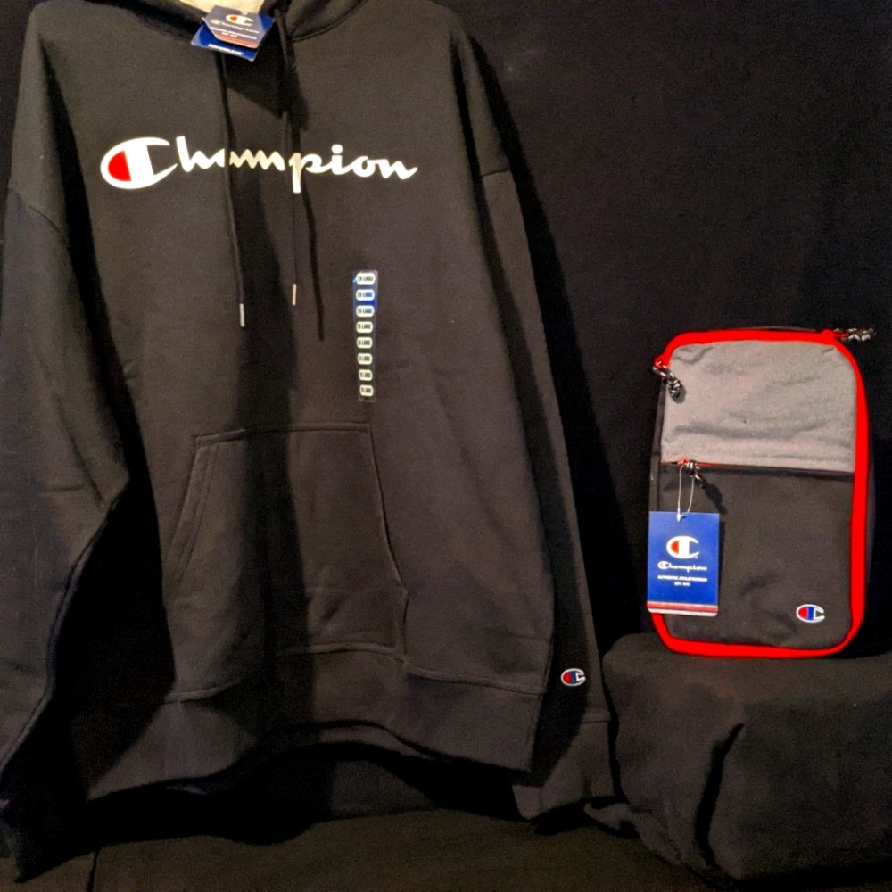 Champion Logo Hoodie and Belongings Bag XL